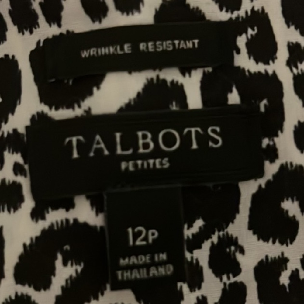 Women’s Talbots, Long Sleeves, Collared, Button D… - image 3